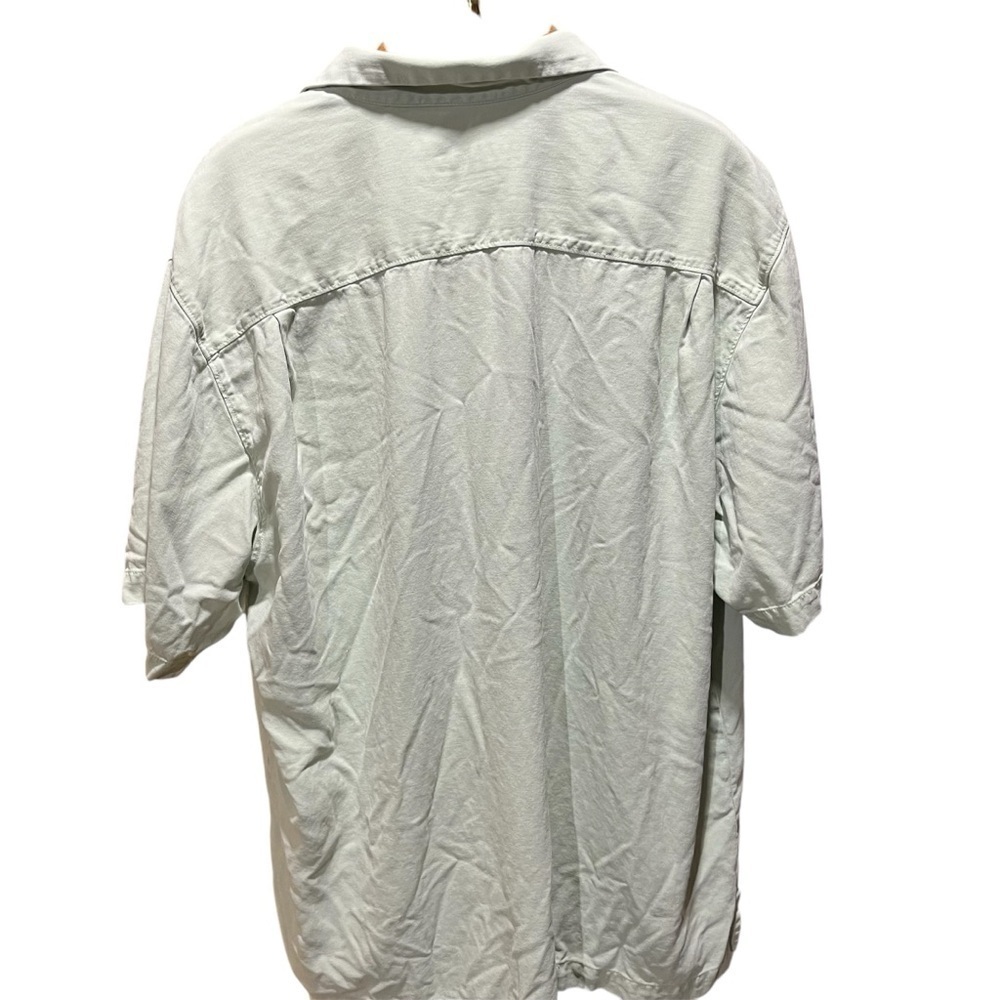 TOMMY BAHAMA ~ Men’s 100% Silk Pale Green Button Down Shirt Original Fit - Picture 2 of 8